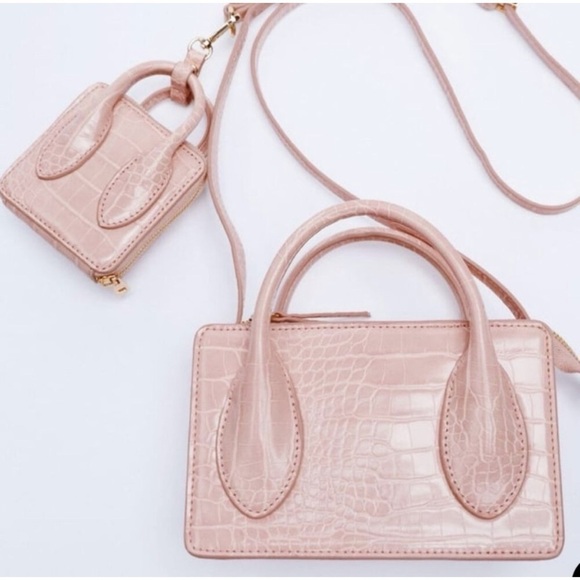 Zara Pastel Light Pink Croc Faux Leather Crossbody Mini Bag & Coin Purse Set - Picture 11 of 11